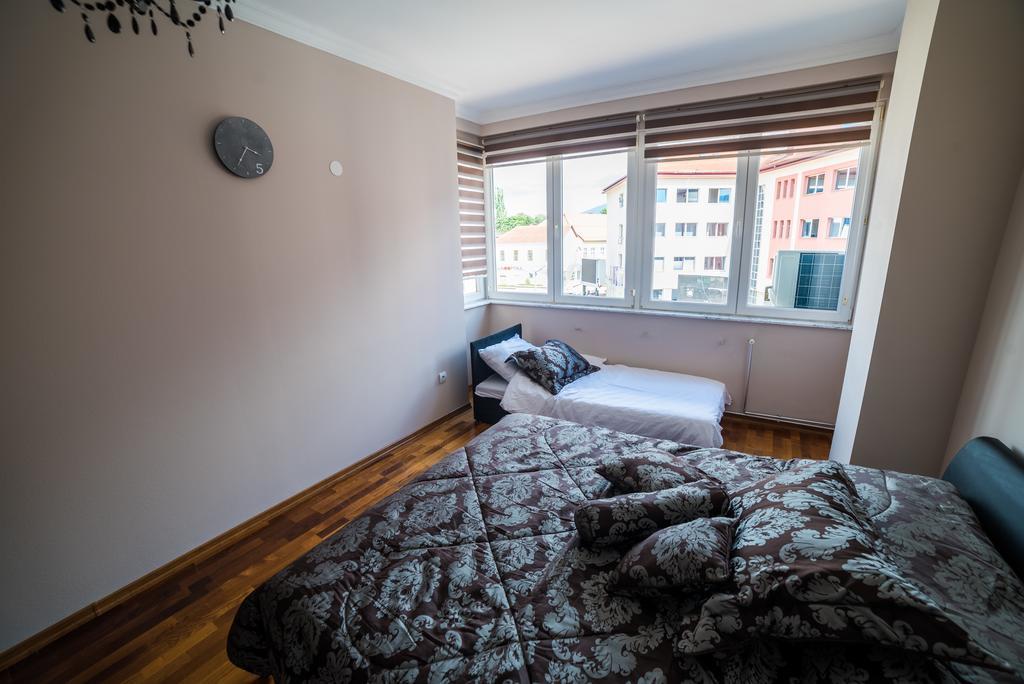 Suites Donna Bihać Esterno foto