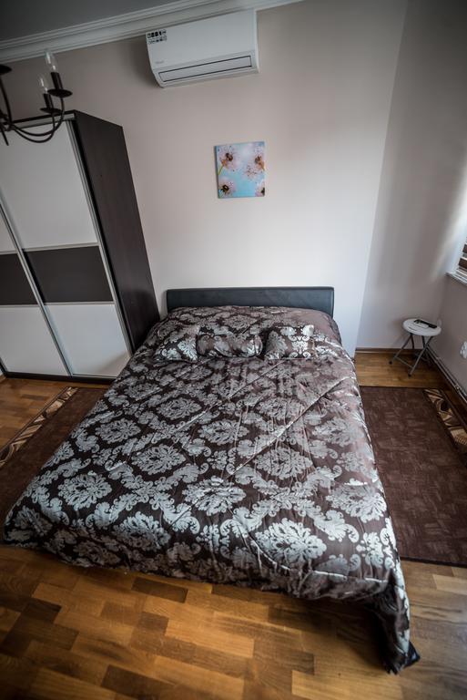 Suites Donna Bihać Esterno foto